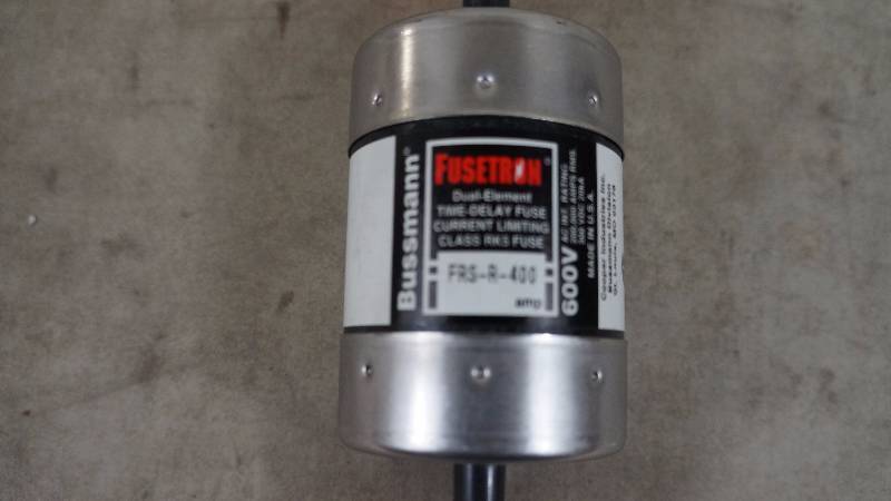 lot 511 image: NIB Fusetron Dual Element Time Delay Curent Limiting Class RK5 600 Volt FRS-R-400 Fuse