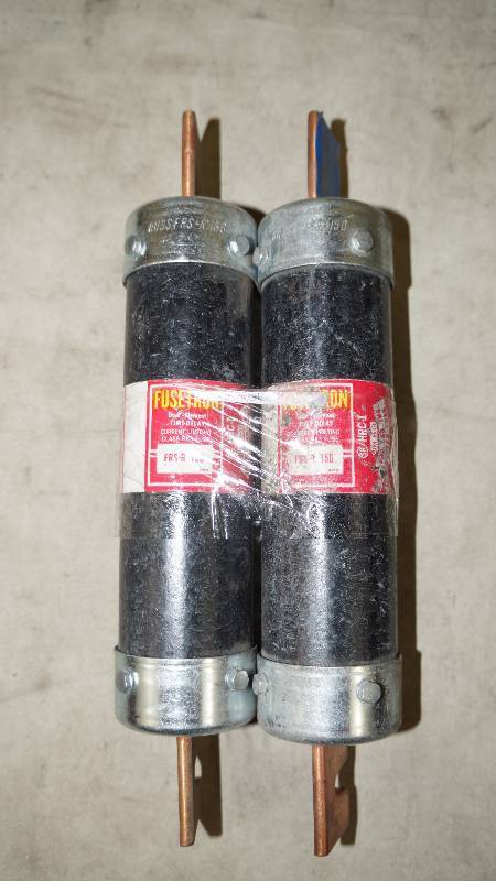 lot 532 image: Qty 2 Fusetron Dual Element Time Delay CL Class RK5 150 Amp Fuses