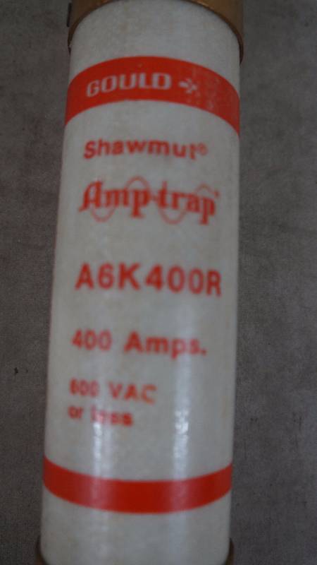 lot 542 image: Gould Shawmut Amp-trap 400 Amps Class RK1 Fuse
