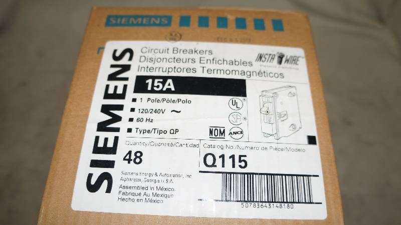lot 570 image: Qty 48 NIB Siemens 15 Amp 1-Pole Q115 Circuit Breakers