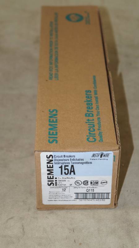 lot 578 image: Qty 12 NIB Siemens 15 Amp 1-Pole Q115 Circuit Breakers