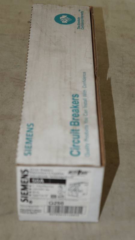 lot 676 image: Qty 6 NIB Siemens 50 Amp 2-Pole Q250 Circuit Breakers