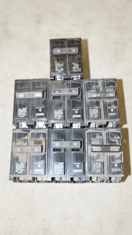 lot 688 image: Qty 7 Siemens 50 Amp 2-Pole Q250 Circuit Breakers
