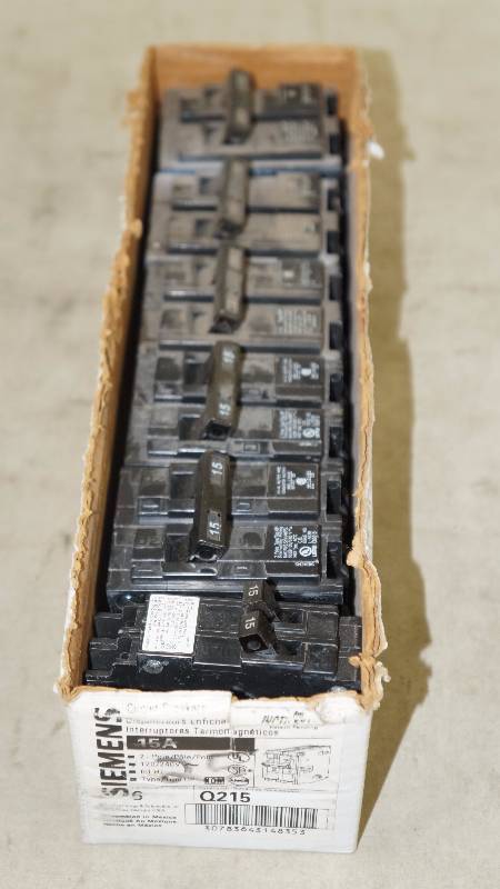 lot 645 image: Qty 5 NIB Siemens 15 Amp 2-Pole Q215 Circuit Breakers & 1 Toggle 15Amp Type QT CB