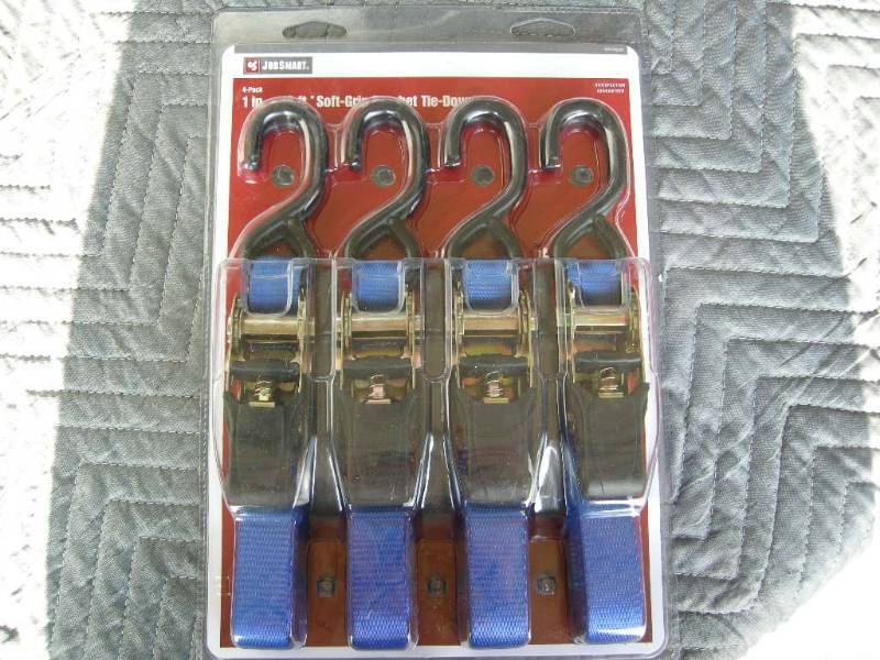 Jobsmart 4pc Ratchet Tie Downs