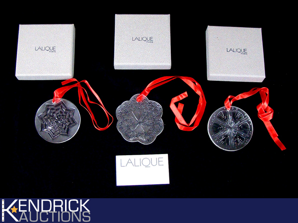 Lot of 3 New Yearly Lalique Glass Christmas Ornaments