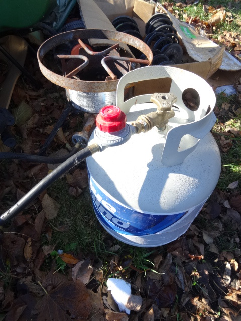 lot 32 image: propane stock pot burner