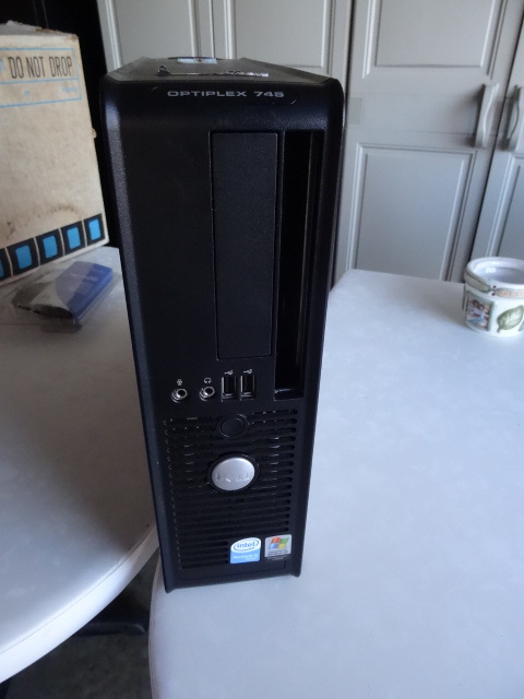 lot 75 image: lot 6 dell optiplex 745 computers desktop