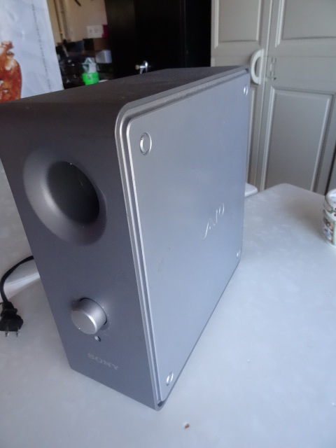 lot 82 image: sony vaio subwoofer