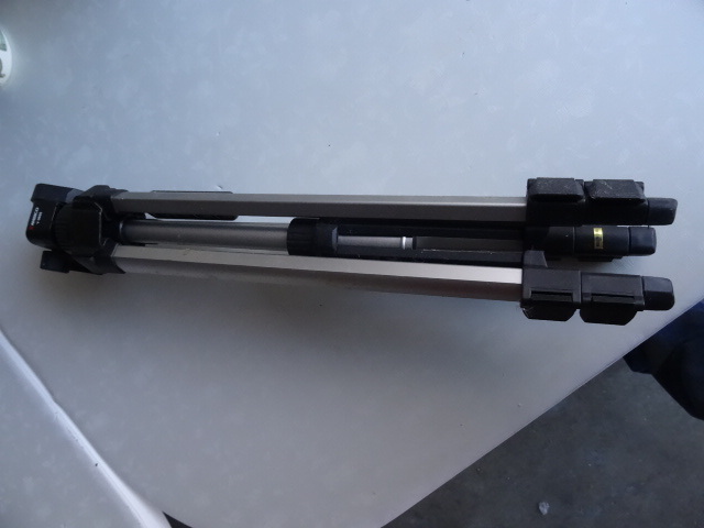 lot 92 image: ambico camera tripod