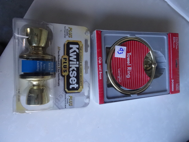 lot 93 image: quickset plus bed and bath door lock w donner towel ring