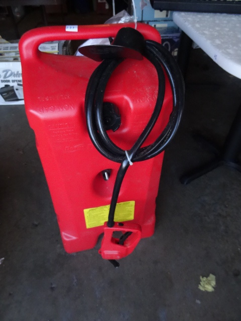 lot 111 image: brand new portable 14 gallon gas dispensor