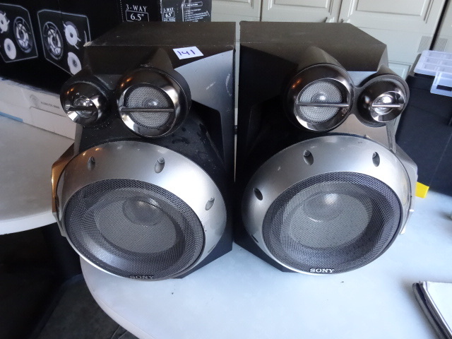 lot 141 image: 2 sony stero speakers only ss-gsx100