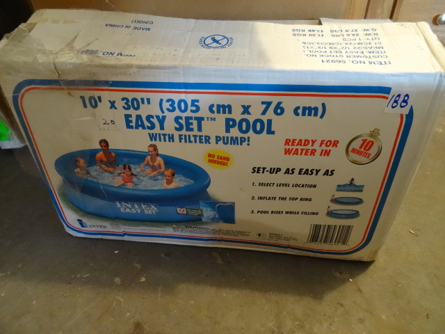 lot 188 image: 10 x 30 easy set pool