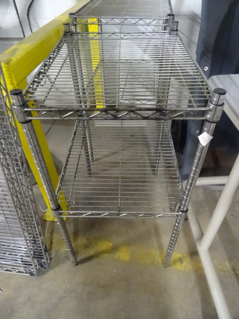 lot 224 image: 24 X 18 X 35 Wire Shelf