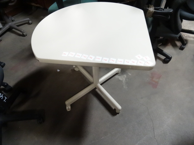 lot 206 image: Teardrop Table on Wheels 32 X 28