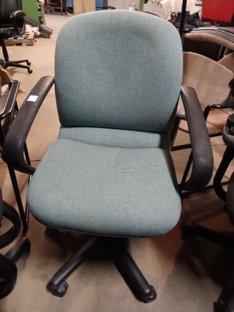lot 183 image: Office Chair on Wheels