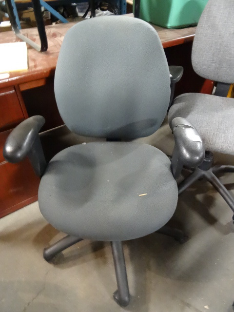 lot 161 image: Office Chair on Wheels