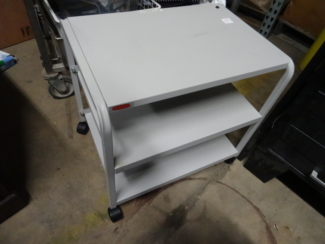 lot 122 image: Metal Cart on Wheels 21 X 16 X 19