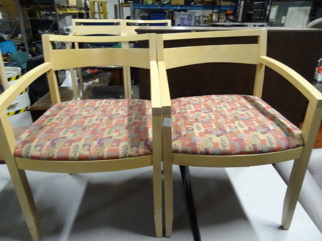 lot 115 image: 2 Matching Wood Framed Side Chairs