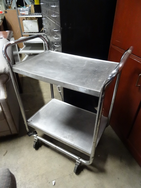 lot 99 image: Metal Cart 28 X 17 X 35