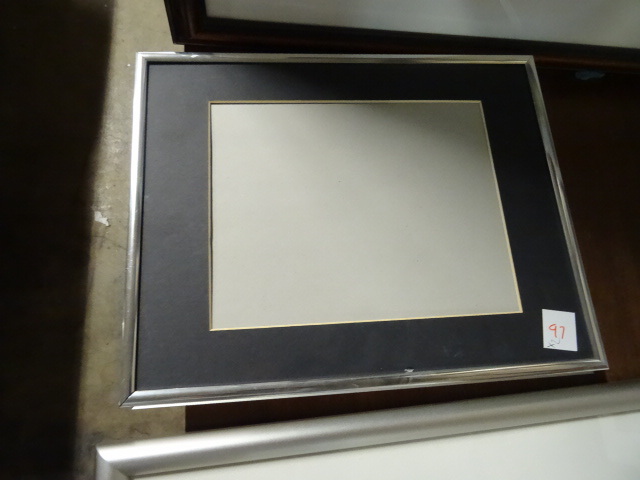 lot 97 image: 15 X 11 Picture Frames Qty 2