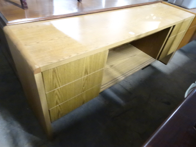 lot 73 image: Laminate Credenza 5 Drawer