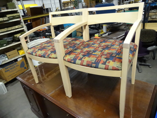lot 46 image: 2 Matching Wood Framed Side Chairs