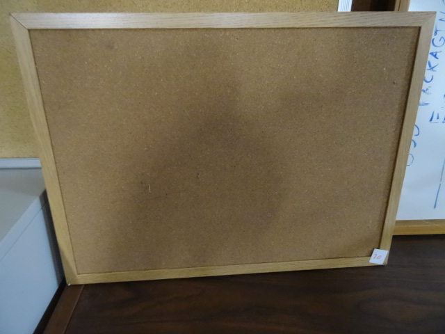lot 20 image: 23 X 17 Cork Board