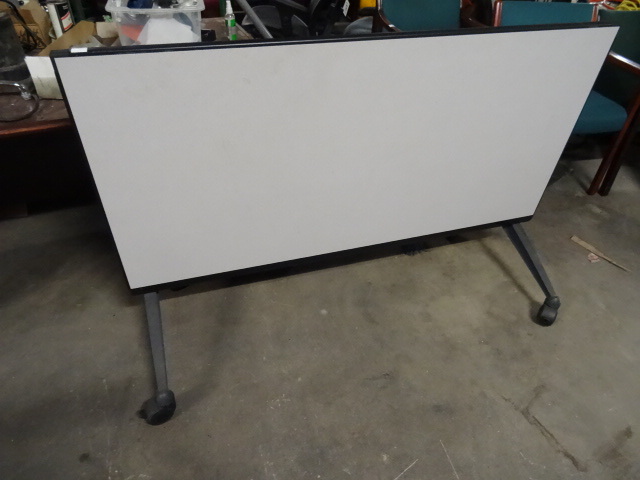 lot 235 image: Vecta Train Table. Top Folds Down