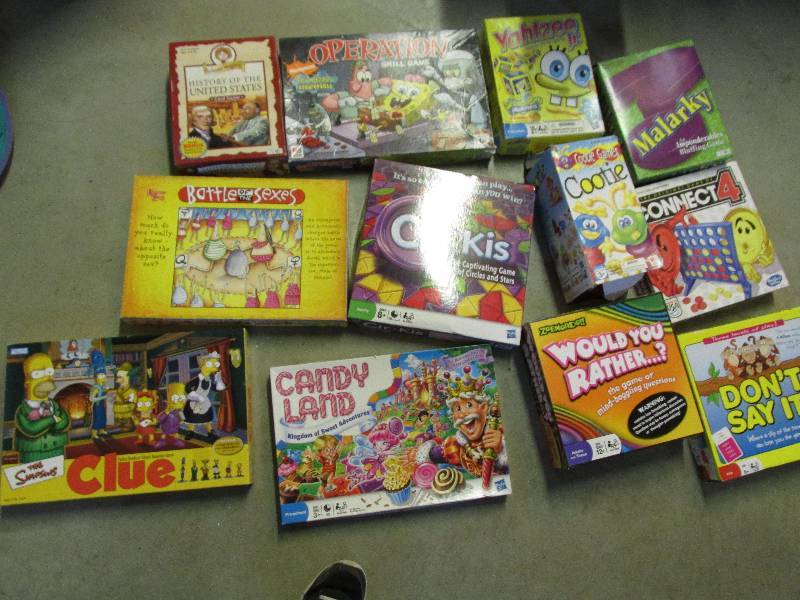 lot 21 image: large lot  board games- used ...