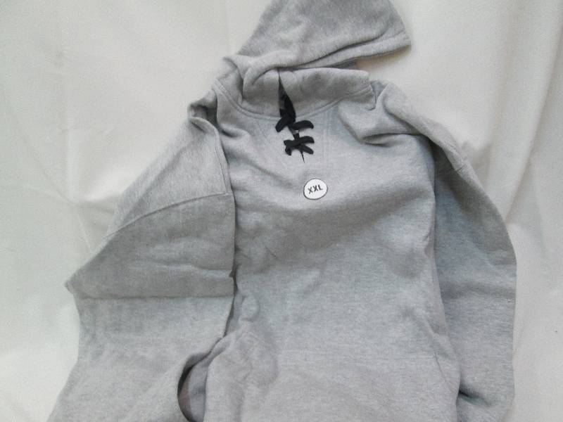 lot 85 image: Lot of 4 new XXL grey hooded sweats...