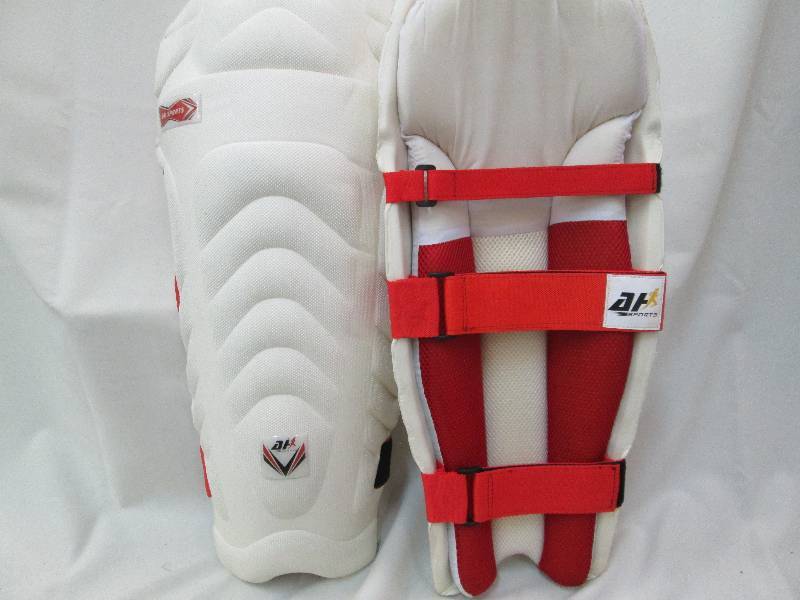 lot 102 image: Brand new cricket batting pads 1 pr...