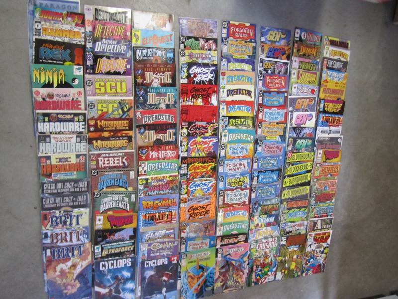 lot 35 image: Large lot of comic books in good co...