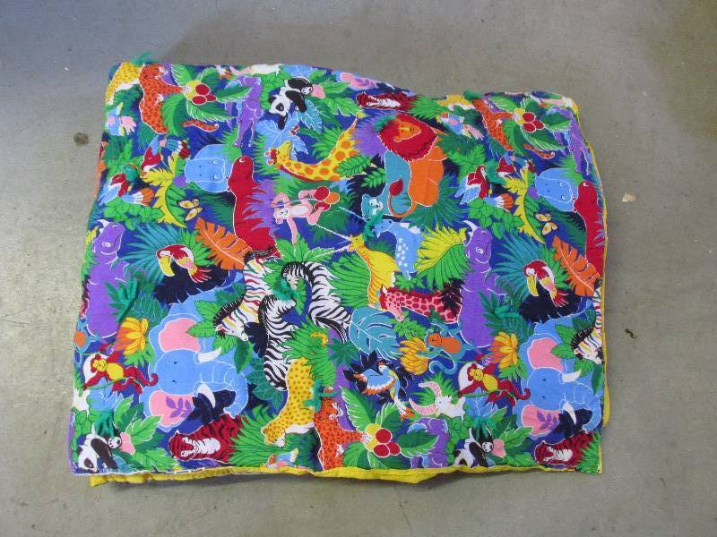 Beautiful hand made baby quilt.  Wo...