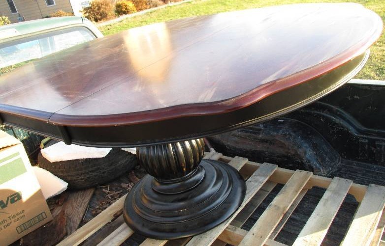 Beautiful wood dining table, top me...