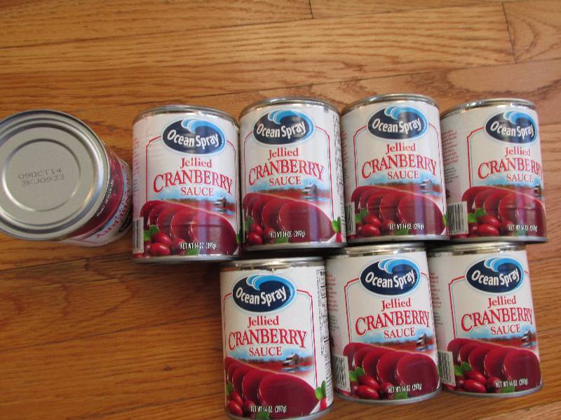 8 cans of Ocean Spray jellied cranb...