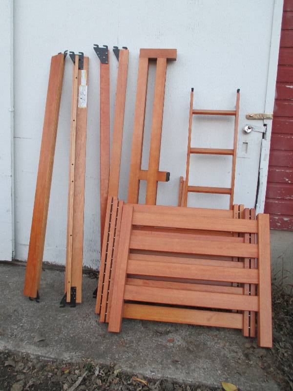 Nice wood bunk bed frame...