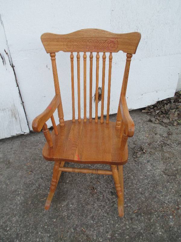 Kids rocking chair, 29 tall...