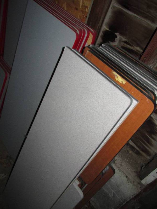 Lot D - 8 4 x 18 wide shelves to ...