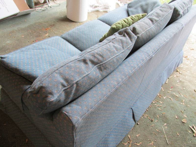 lot 2 image: Nice couch and hide-a bed.  6 feet ...