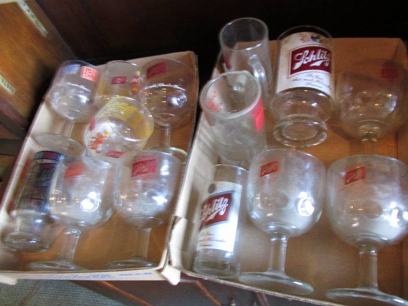 lot 16 image: Lot of Schlitz vintage beer mugs an...