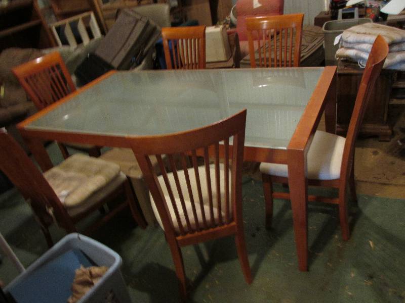 lot 48 image: Glass top dining table with 6 chair...