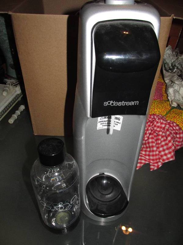 lot 116 image: Soda Stream soda maker...