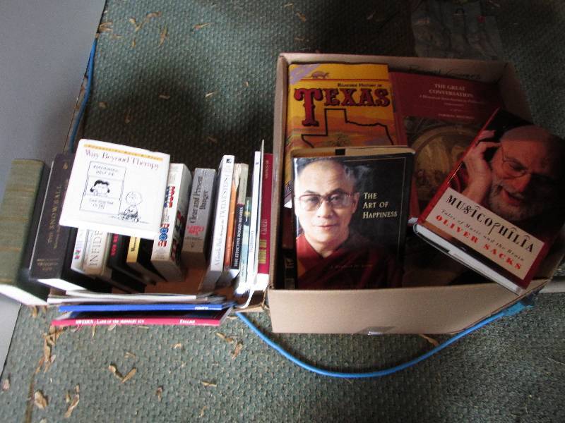 lot 69 image: Lot of assorted books, paperback an...