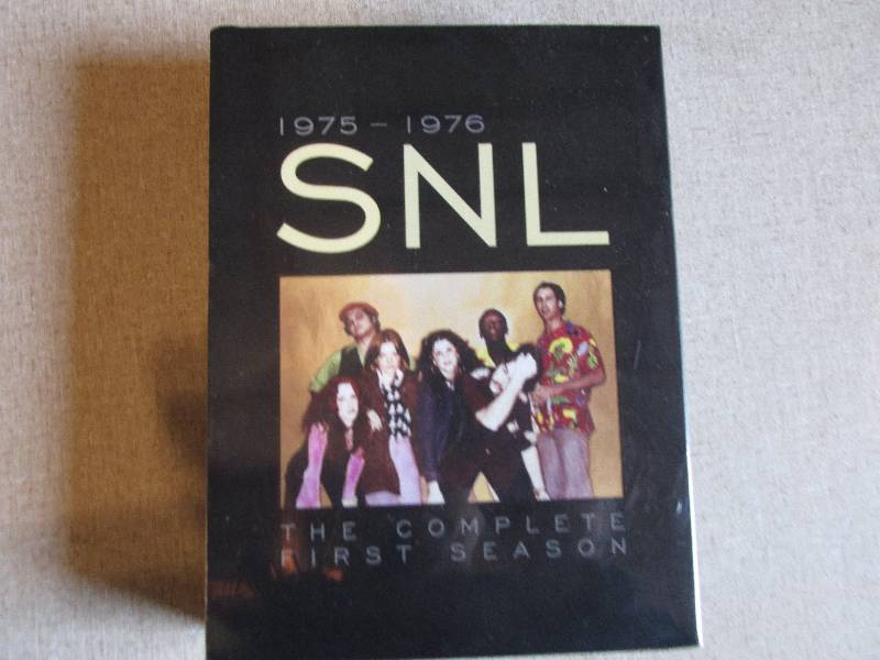 lot 87 image: Unopened 1975 - 1976 Saturday Night...