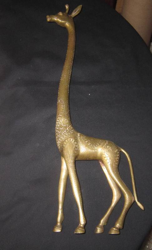 lot 54 image: Brass Giraffe statue 25