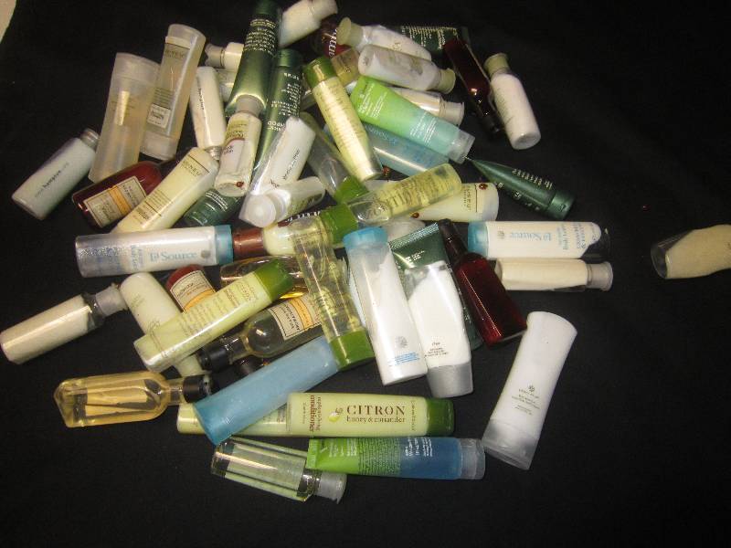 lot 80 image: LOT - Shampoos, Hand Lotion, MISC