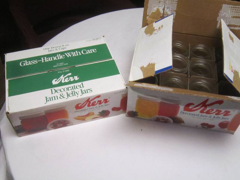 lot 160 image: 2 Boxes of Kerr Jam and Jelly Jars