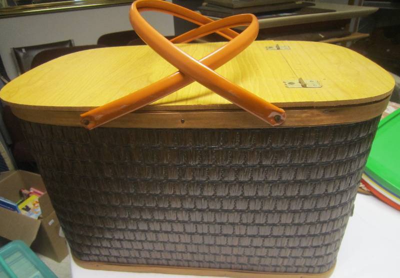 lot 166 image: Picnic Basket with Silverware, Bowls and Plates, ETC